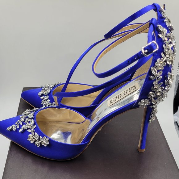 Badgle Mischka - Picture 5 of 5